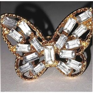 Gorgeous butterfly ring